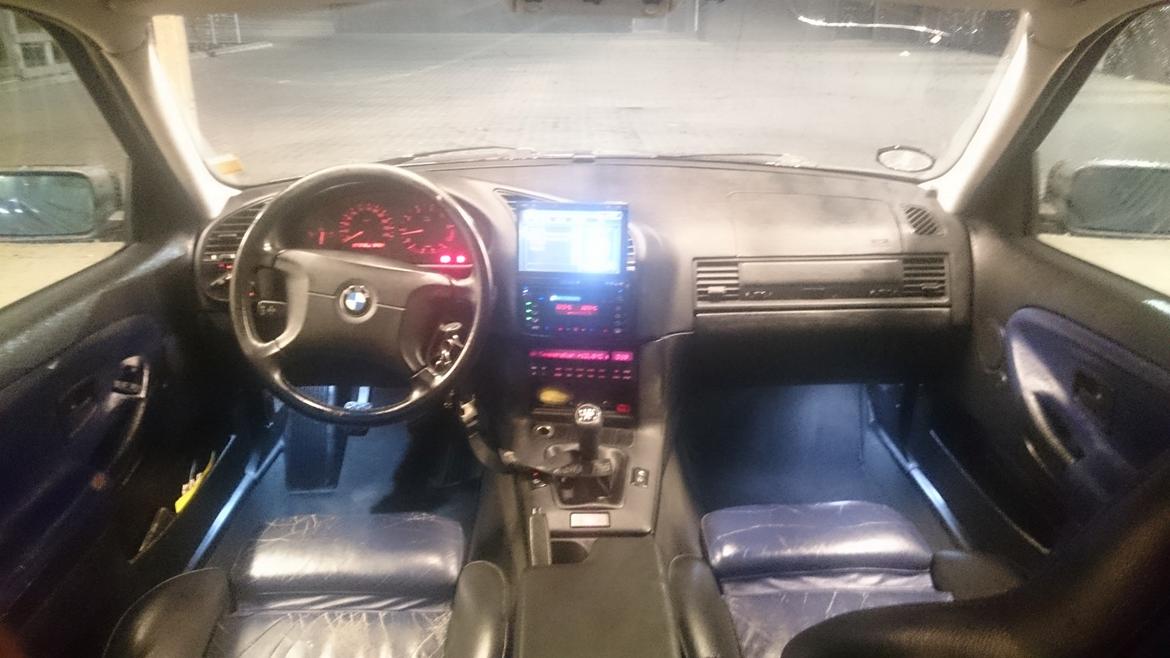 BMW E36 328i Sedan  billede 6