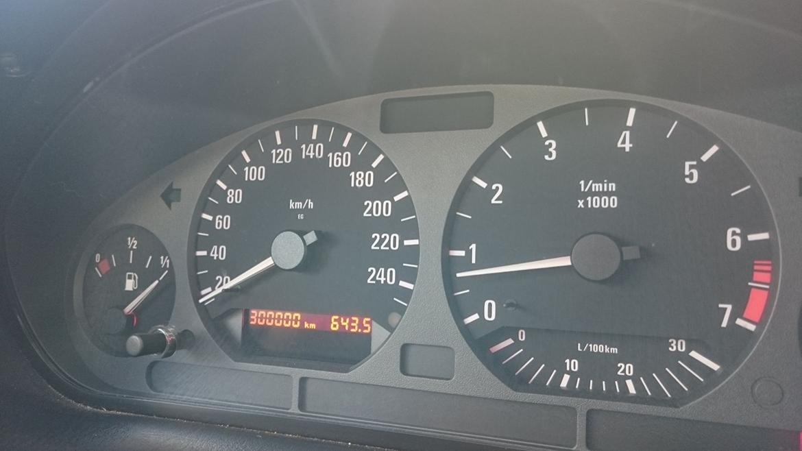 BMW E36 328i Sedan  billede 11