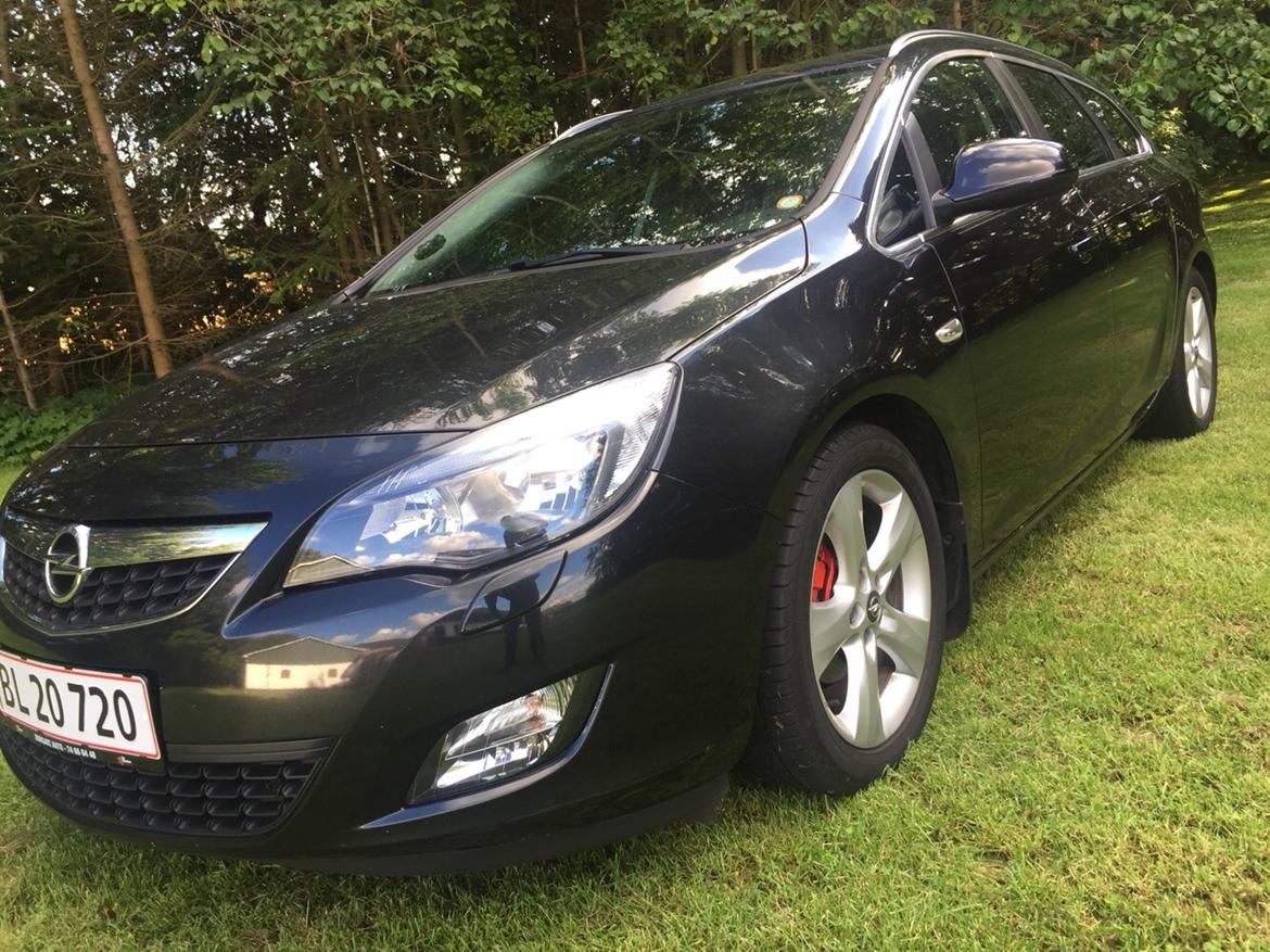 Opel Astra J sports stc billede 16