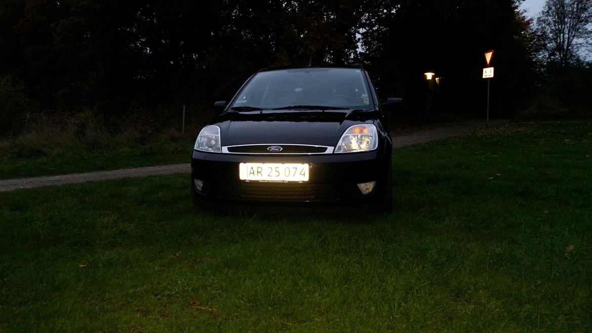 Ford Fiesta ghia  billede 3