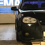 VW Golf IV (TOTALT SKADET)