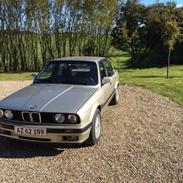 BMW 325 i