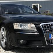 Audi A8, 4,2 V8 TDI Quattro
