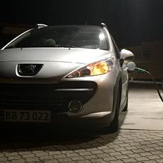 Peugeot 207 SW Outdoor Premium