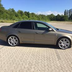 Audi A4 1.8T S Line
