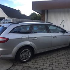 Ford Mondeo Titanium auto