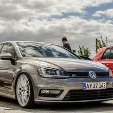 VW Golf 7 R-Line