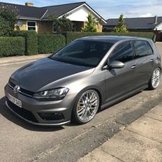 VW Golf 7 R-Line