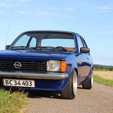 Opel Kadett c limo 1200s