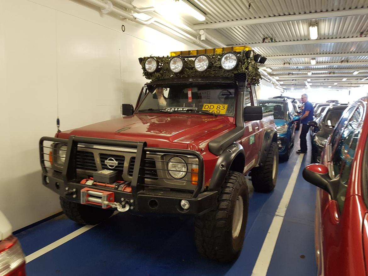 Nissan Patrol Y60 GR - Som Står 27-7-17 billede 1