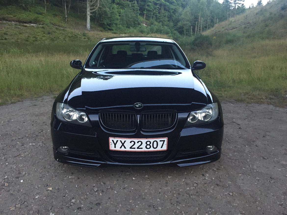 BMW E90 320d billede 4
