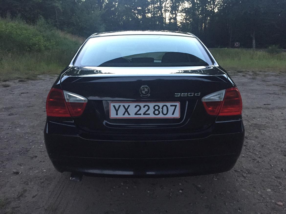 BMW E90 320d billede 5