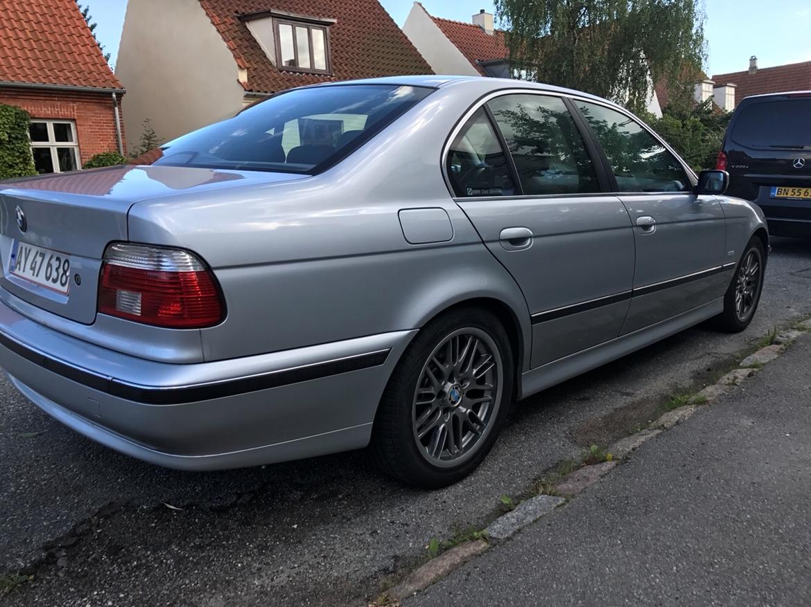 BMW E39 528i aut. Artic silver 309 billede 6