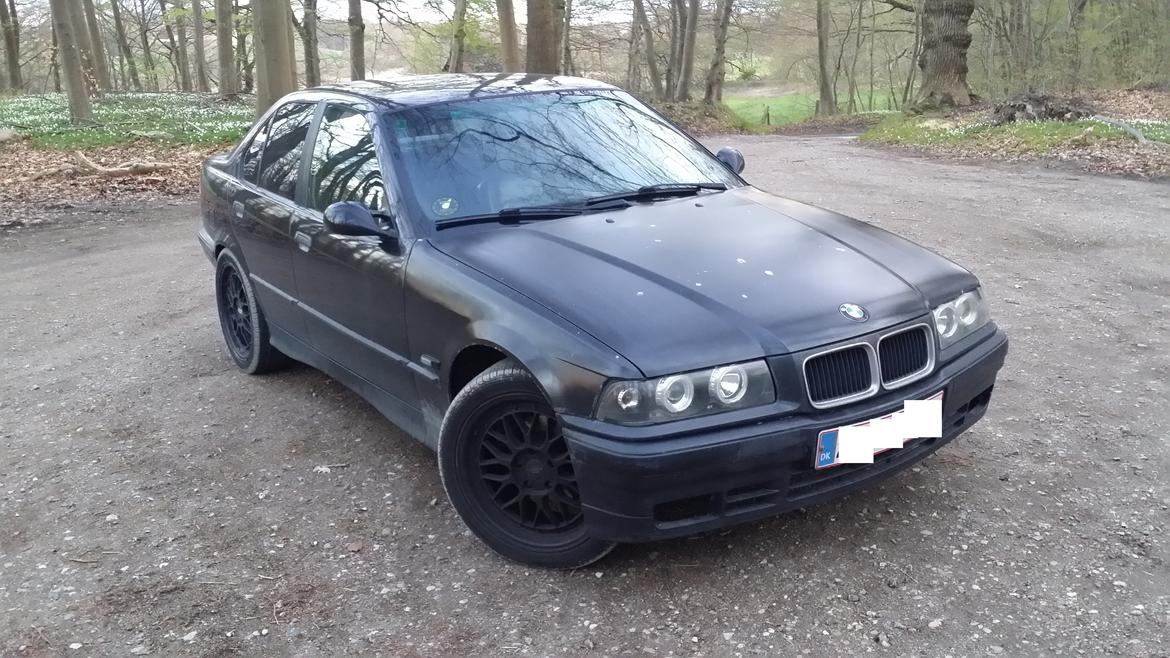 BMW 320 *vinter/reservebil* billede 2