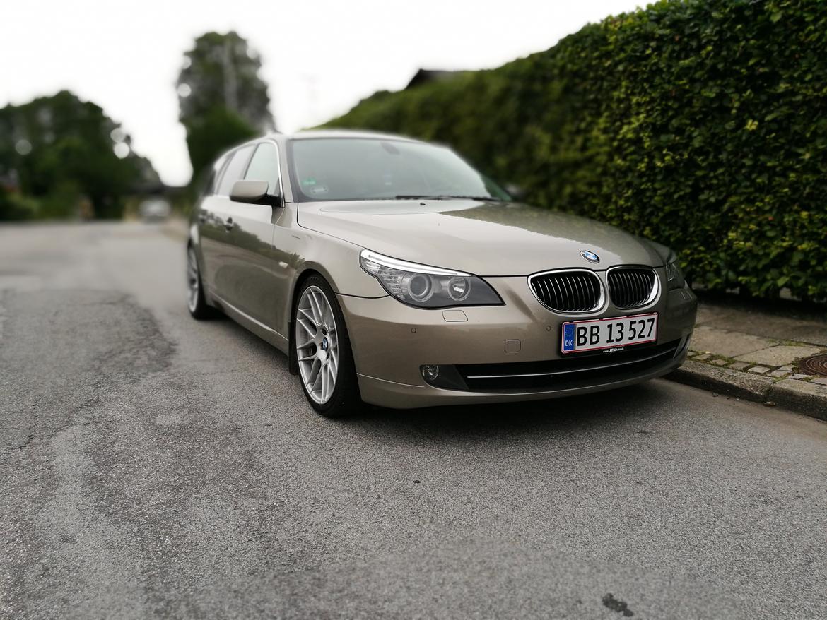 BMW 523i LCI billede 1
