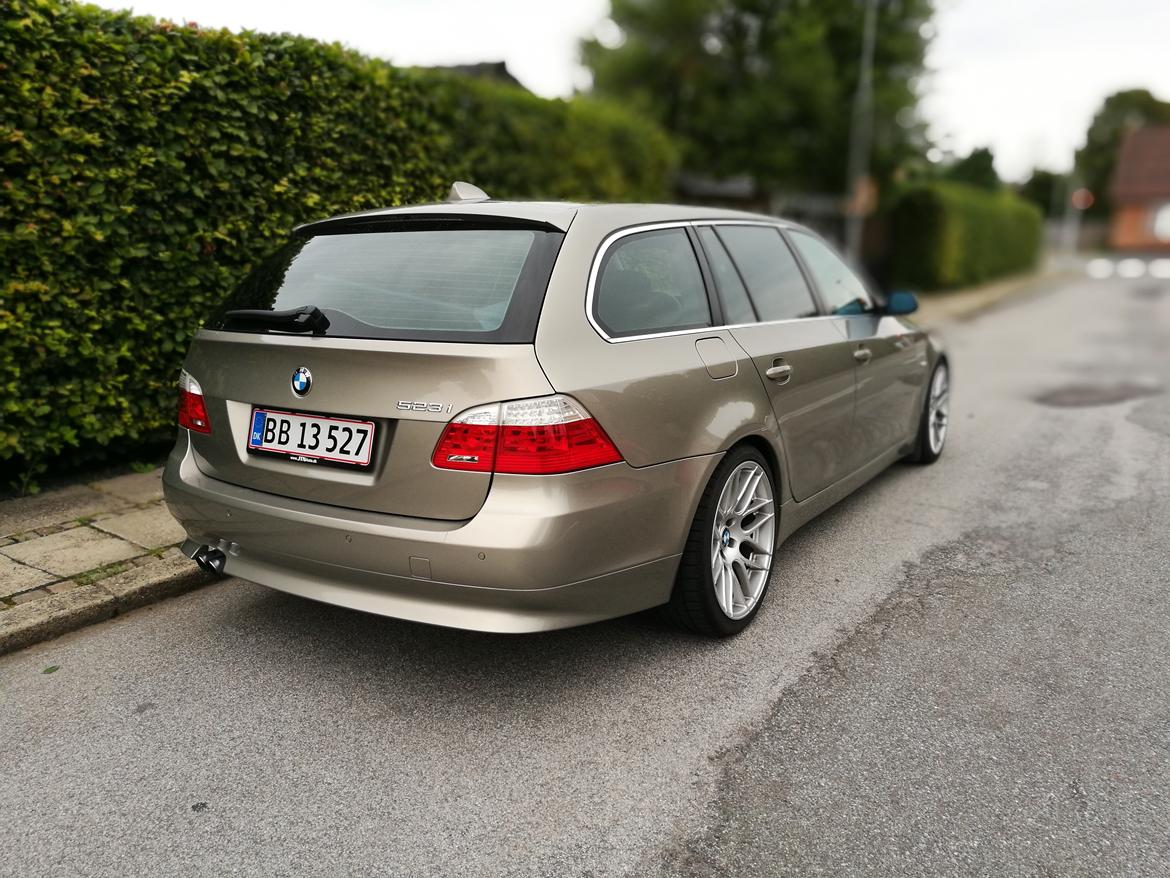BMW 523i LCI billede 2