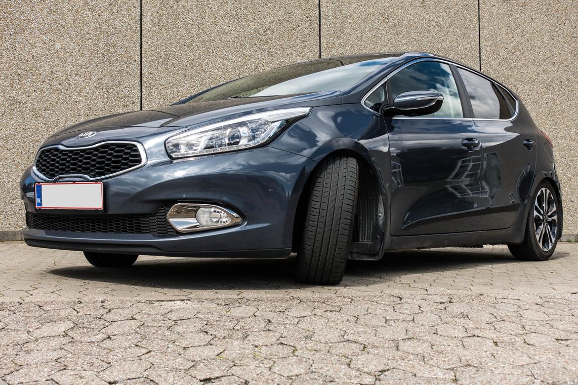 Kia Ceed 1,6 CRDi Premium (Totalskadet) billede 7