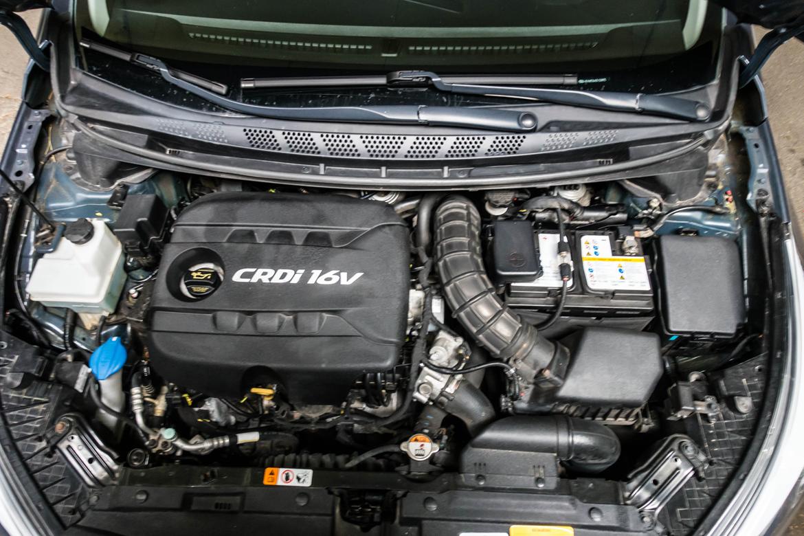 Kia Ceed 1,6 CRDi Premium (Totalskadet) billede 11