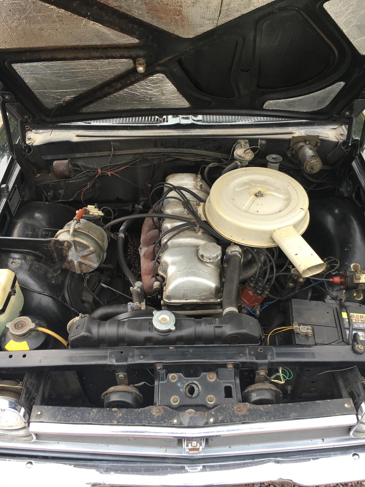 Toyota Crown 2300 Deluxe S billede 2