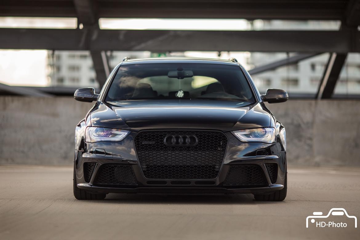 Audi RS4 V8 Quattro #blackonblack billede 6