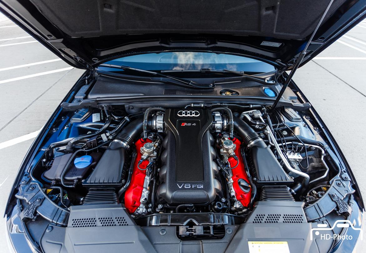 Audi RS4 V8 Quattro #blackonblack billede 17