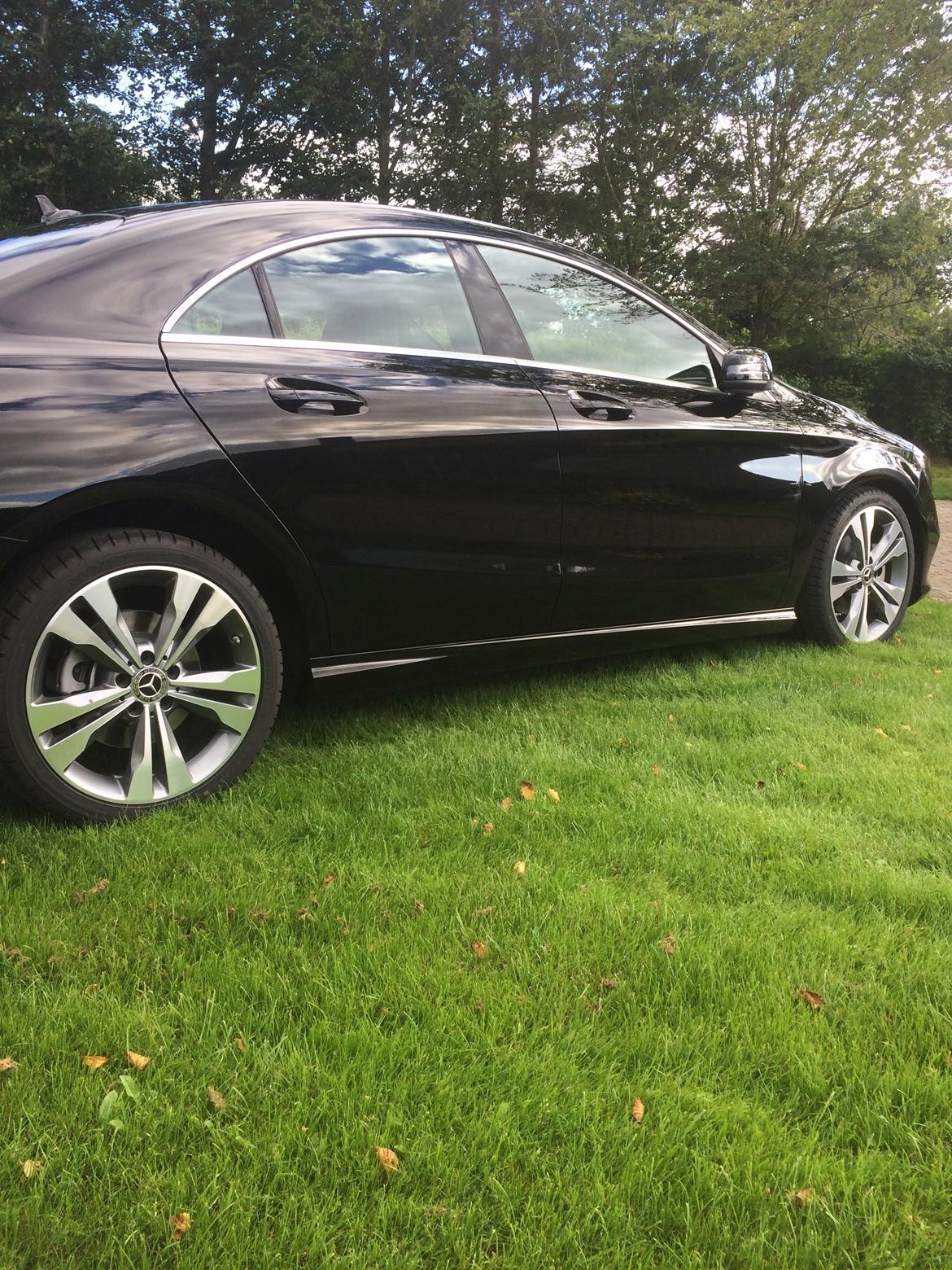 Mercedes Benz CLA 200 Coupé billede 2