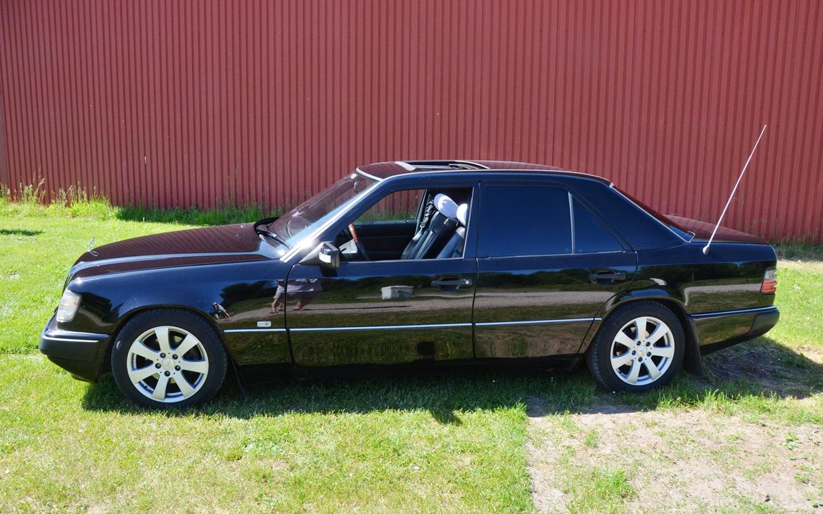 Mercedes Benz Mercedes w124 300e 3.0 billede 2