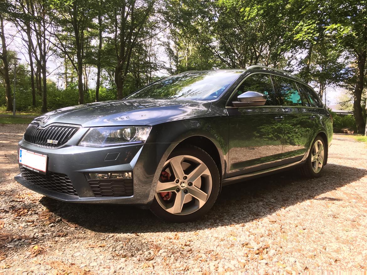 Skoda Octavia RS TSI Combi DSG billede 2