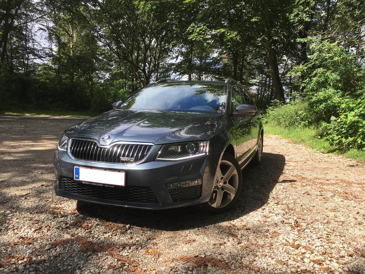 Skoda Octavia RS TSI Combi DSG billede 3