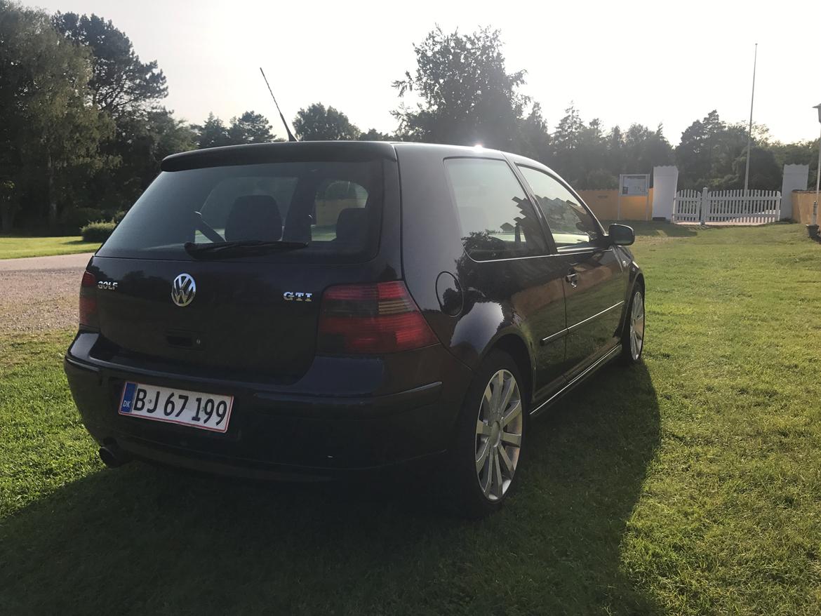 VW Golf GTI 1,8 Turbo 25 Jahre Edition 180hk Jubi billede 11