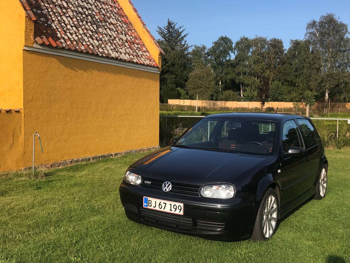 VW Golf GTI 1,8 Turbo 25 Jahre Edition 180hk Jubi billede 9