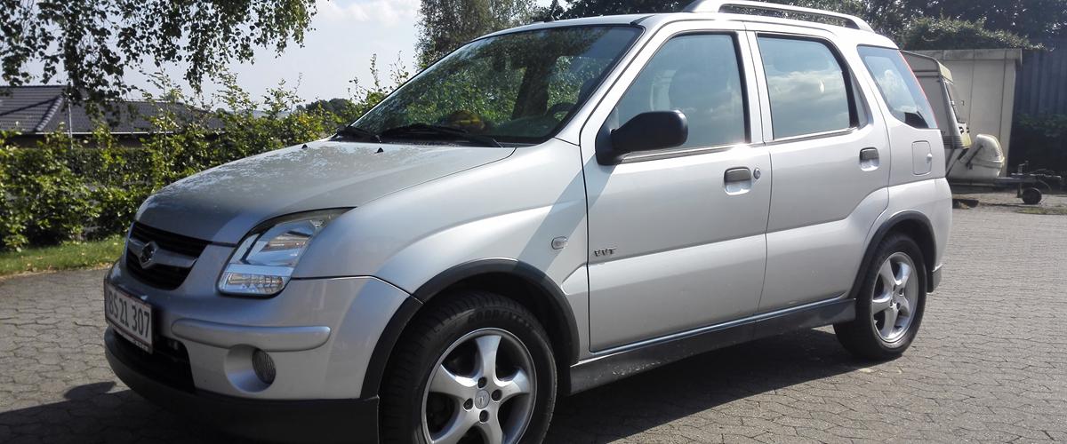 Suzuki ignis 2006