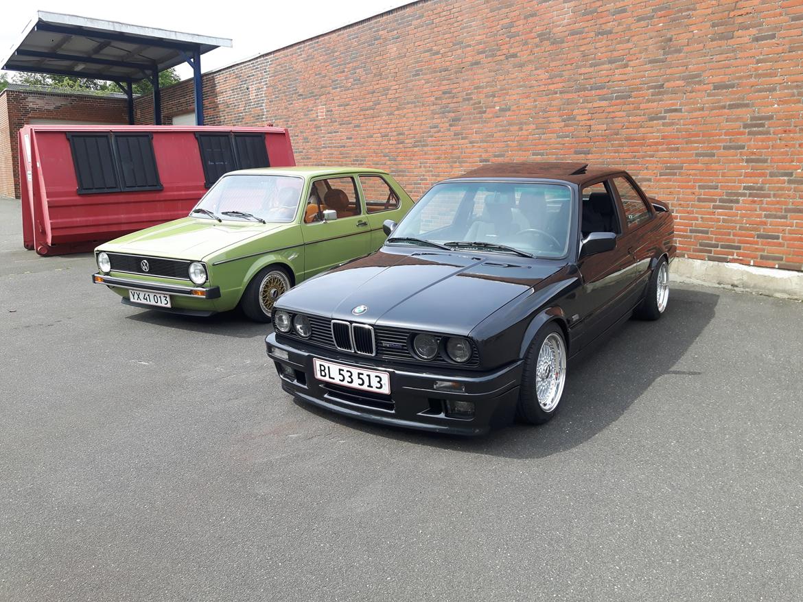 BMW BMW E30 320i Spjældhuse ///M-Tech 2 billede 2