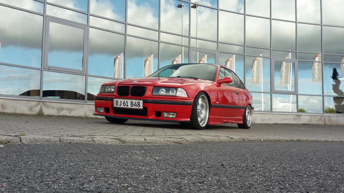 BMW E36 323i Coupé billede 2