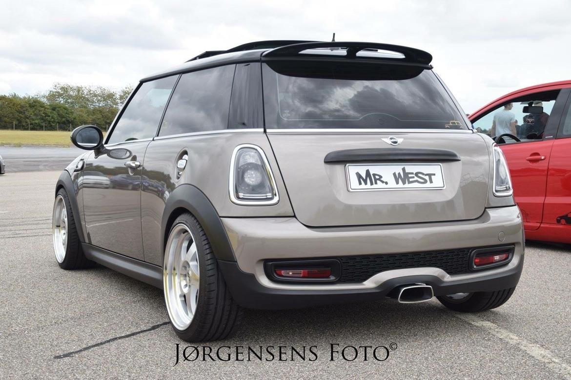 Mini "Cooper" One D - Germans 1st (Aug. '17) billede 7