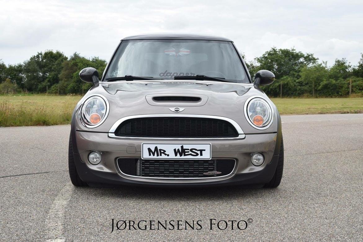 Mini "Cooper" One D - Germans 1st (Aug. '17) billede 6