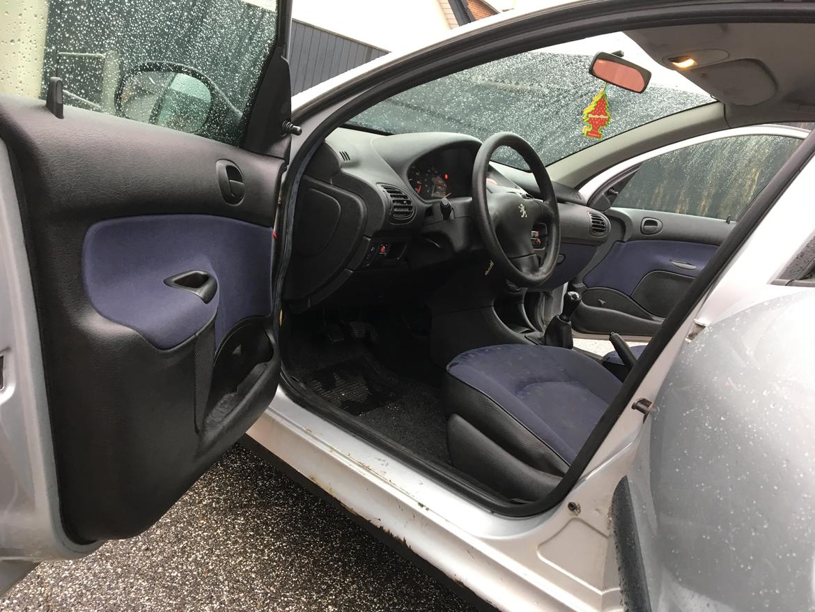 Peugeot 206 1.6 16v XR - vinter'vognen  billede 2