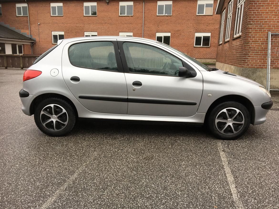 Peugeot 206 1.6 16v XR - vinter'vognen  billede 10