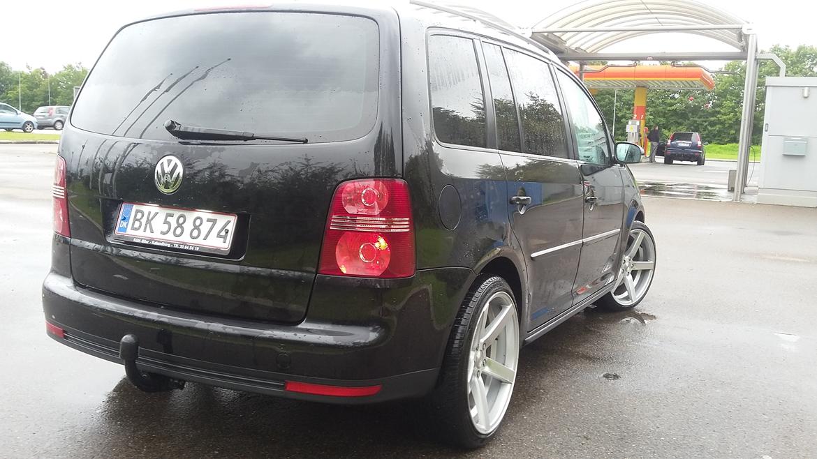 VW Touran 2,0 TDI DSG 170hk. billede 3