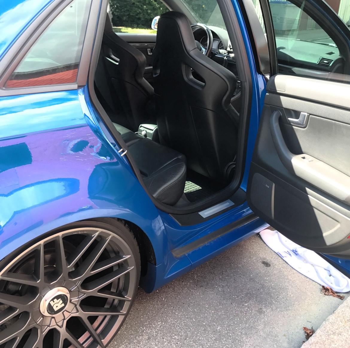 Audi A4 "RS4" billede 10