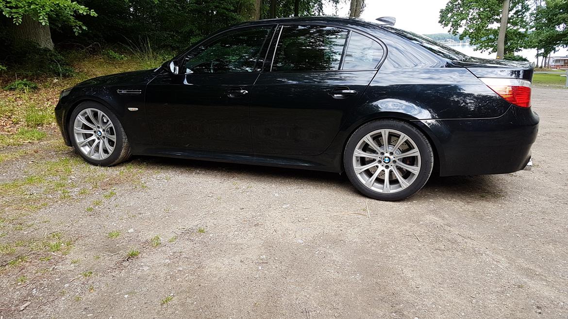 BMW E60 M5 - solgt billede 11