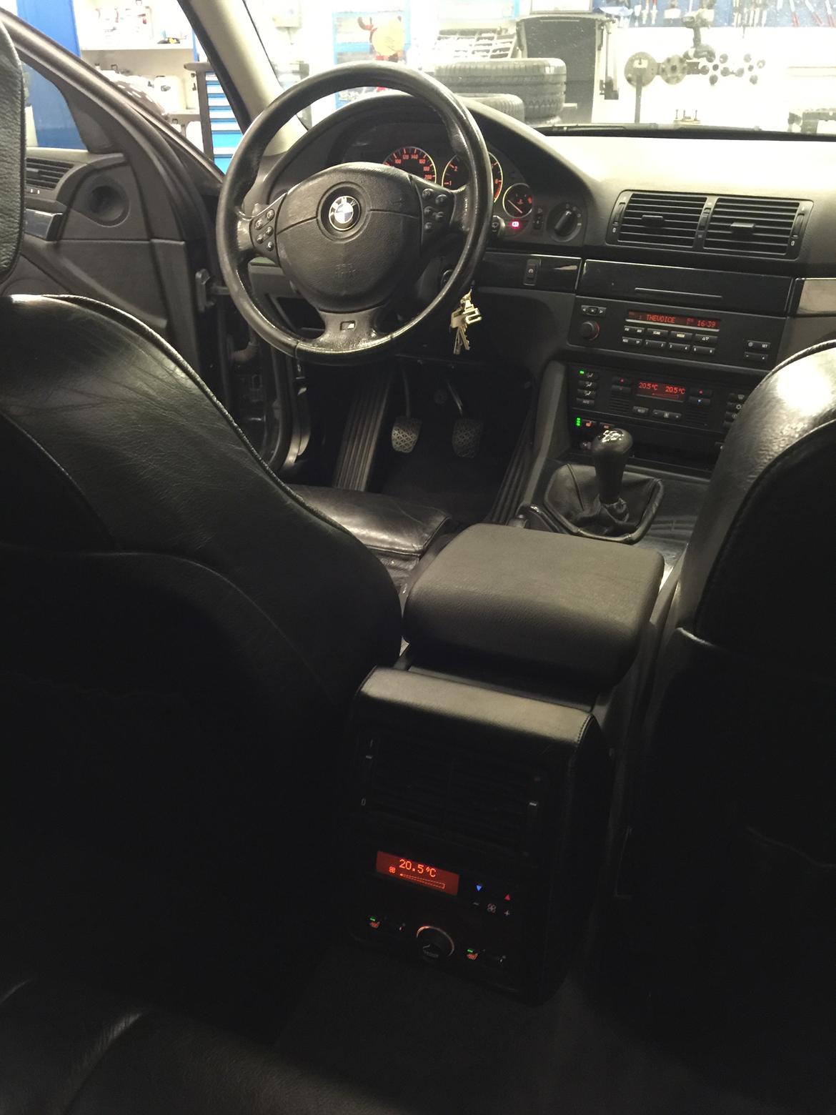 BMW E39 528i solgt igen billede 5