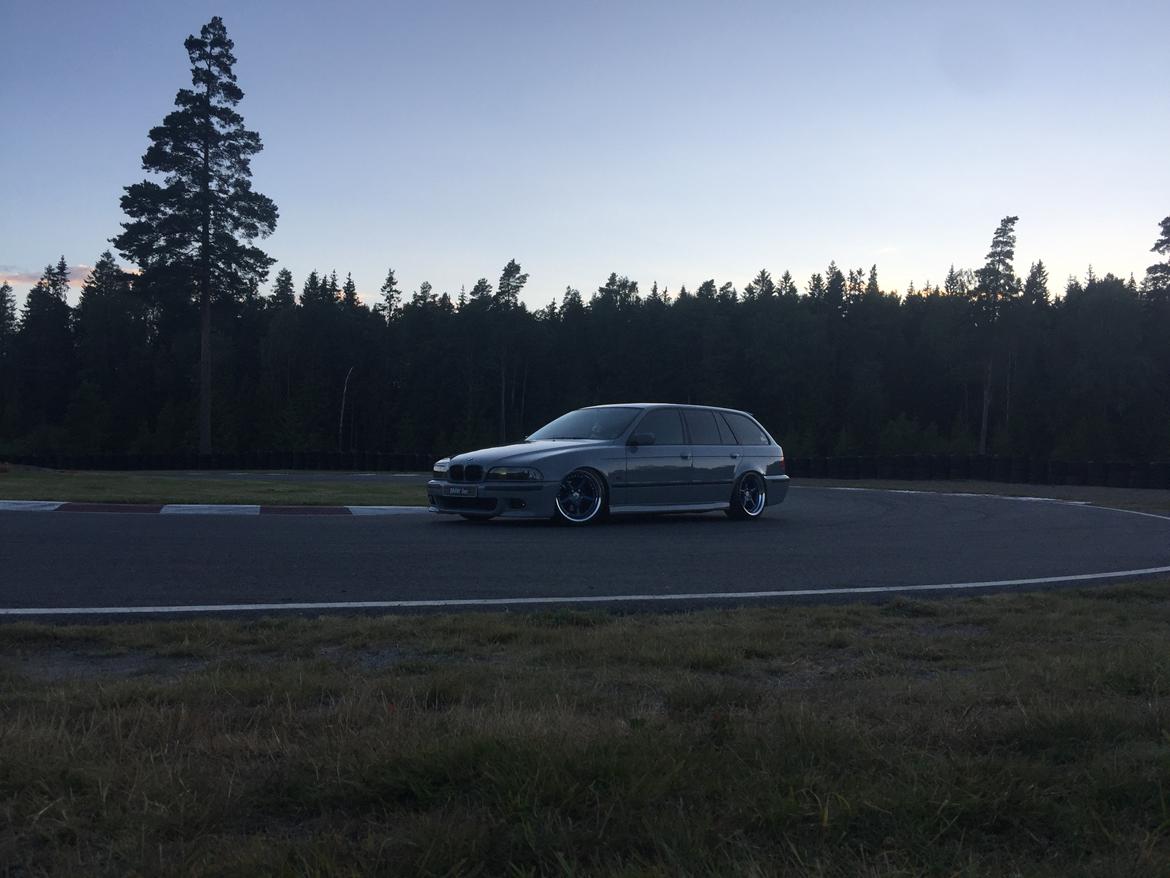 BMW E39 528i solgt igen billede 13