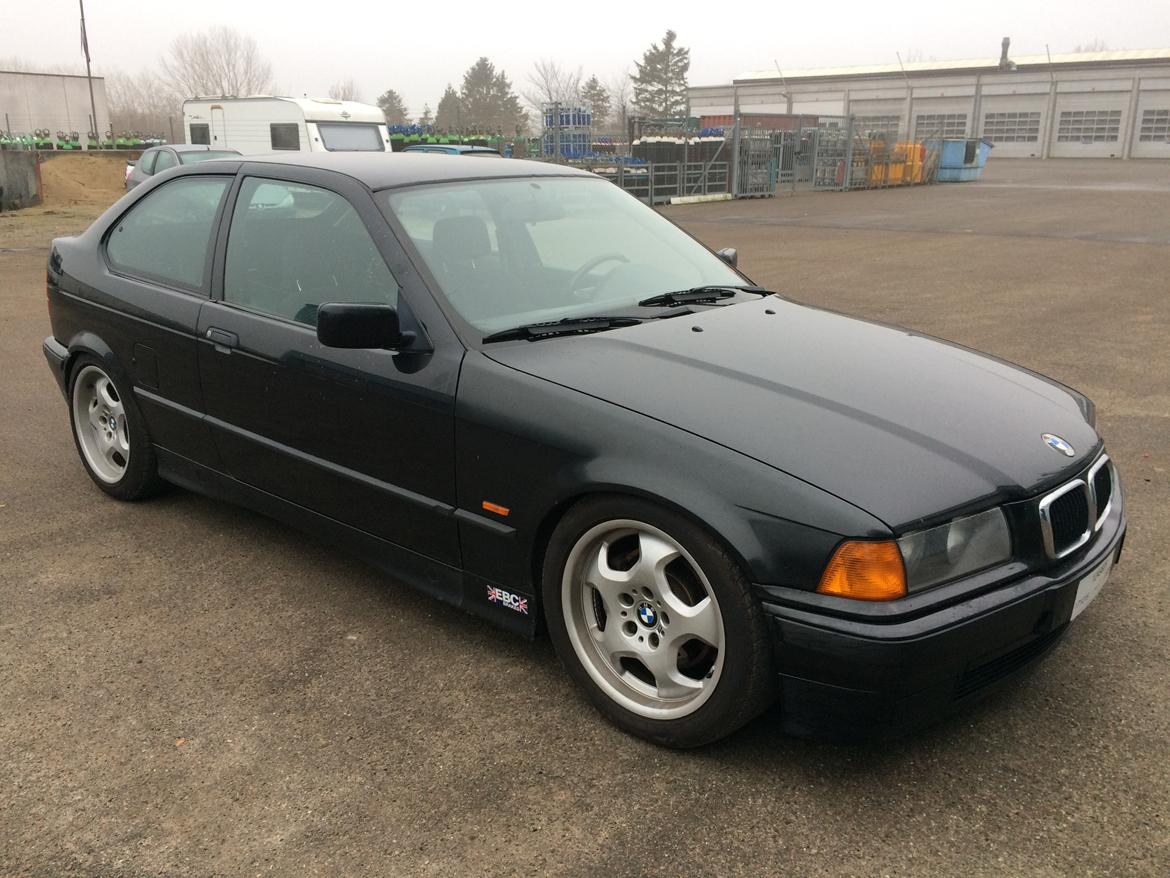 BMW E36 318TI billede 4
