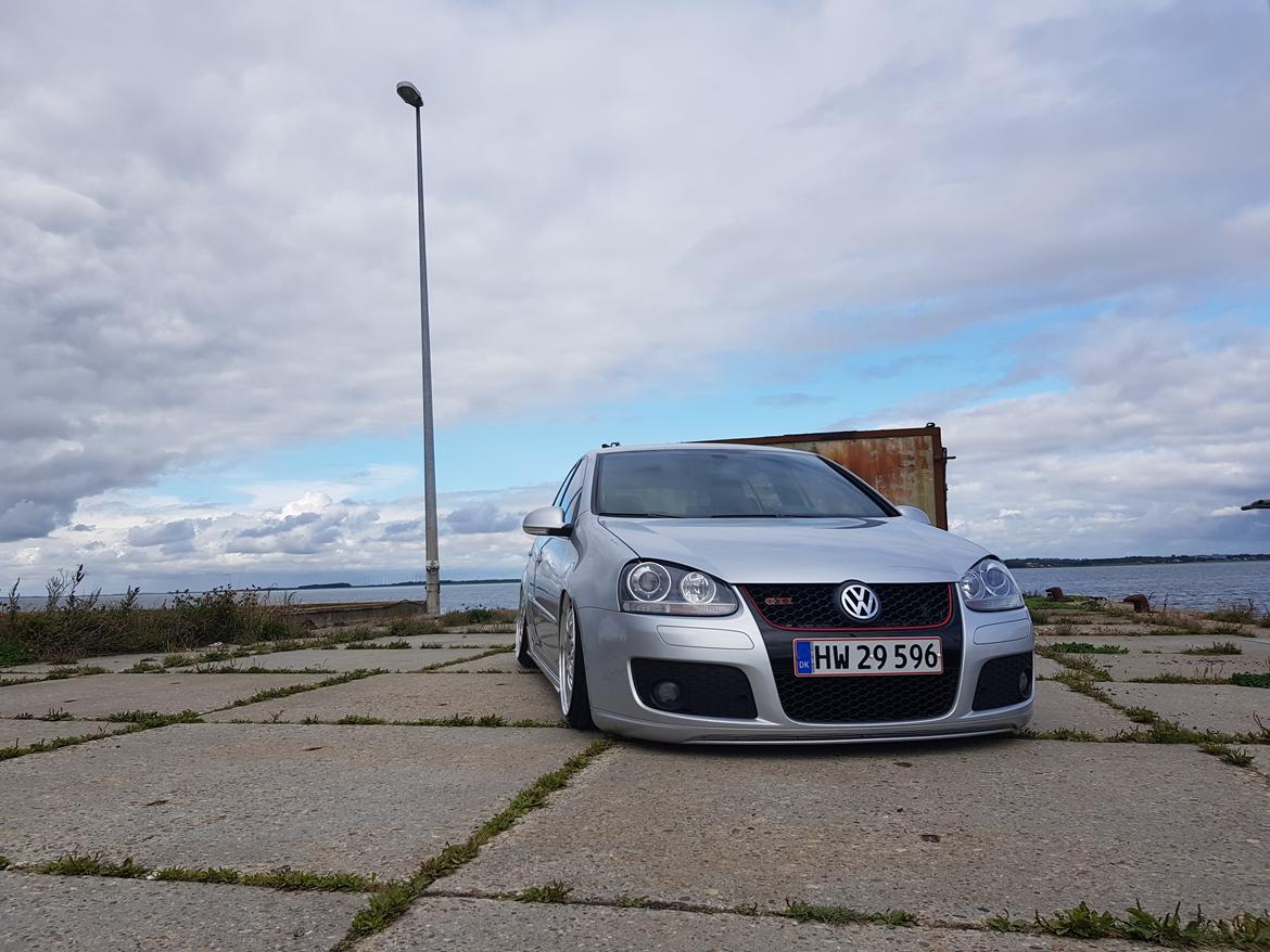 VW Golf V GTI billede 2