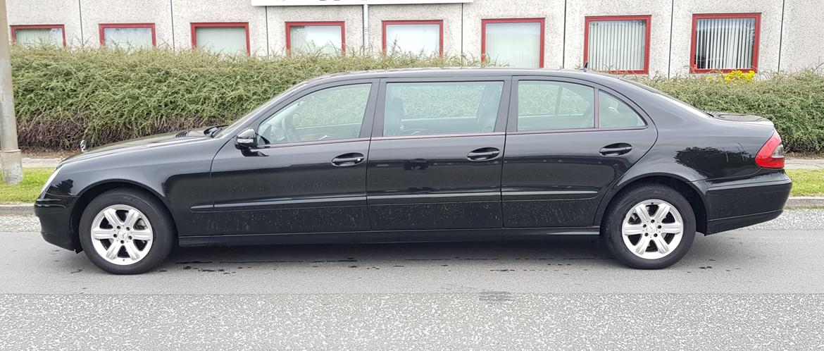 Mercedes Benz E 200 CDI Limousine Stretch Pullman billede 2