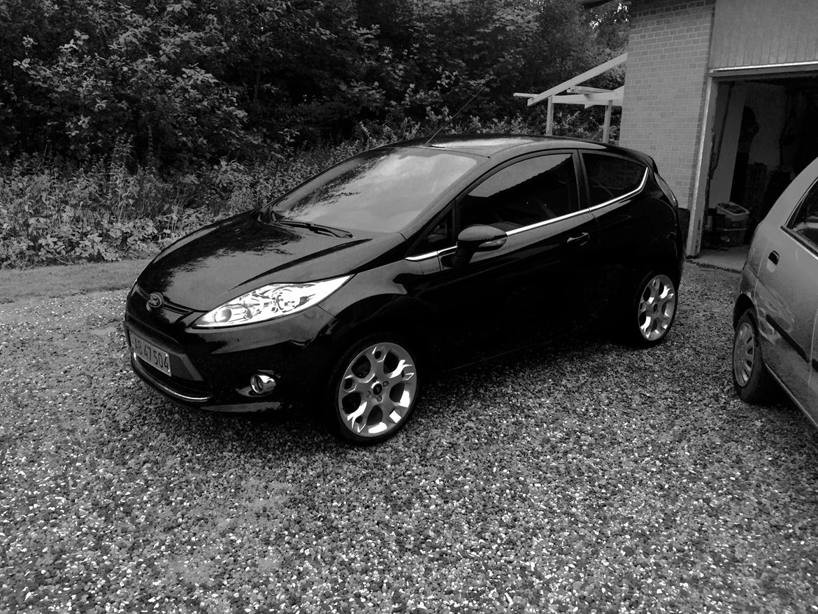 Ford Fiesta 1,4 Titanium SOLGT billede 10
