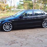 BMW E46 325i