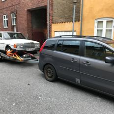 Mercedes Benz E200 W123