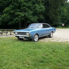 Opel Commodore A Coupe "Ruske"
